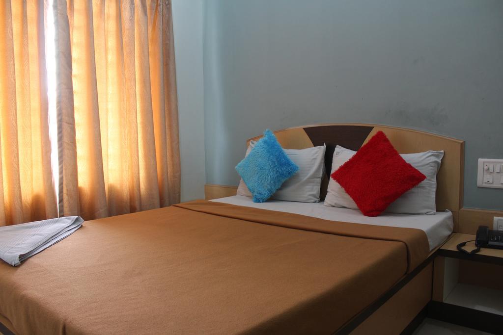 Hotel Kalyani Mysore Habitación foto